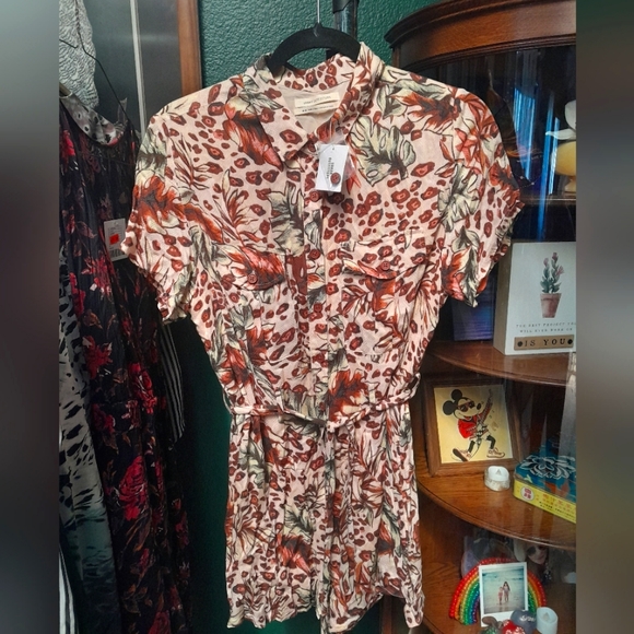 Urban Outfitters jungle romper, size M - Picture 1 of 4